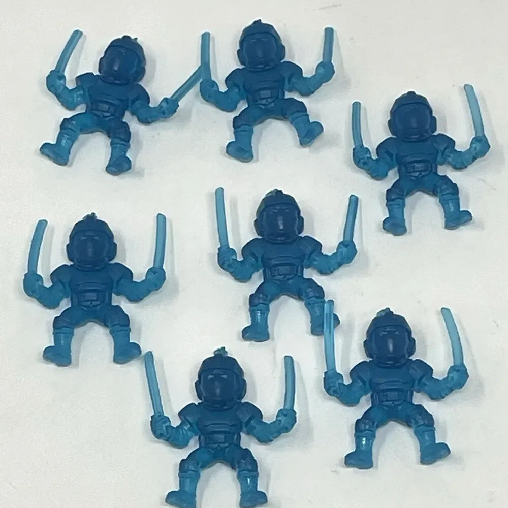 Marvel Shang-Chi Ten‎ Rings Mini Figures Lot of 30 Plastic Toy Cake Toppers 2